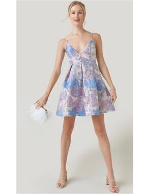 Francesca's Audrey Parks Jacquard
Fit and Flare Mini Dress size Medium